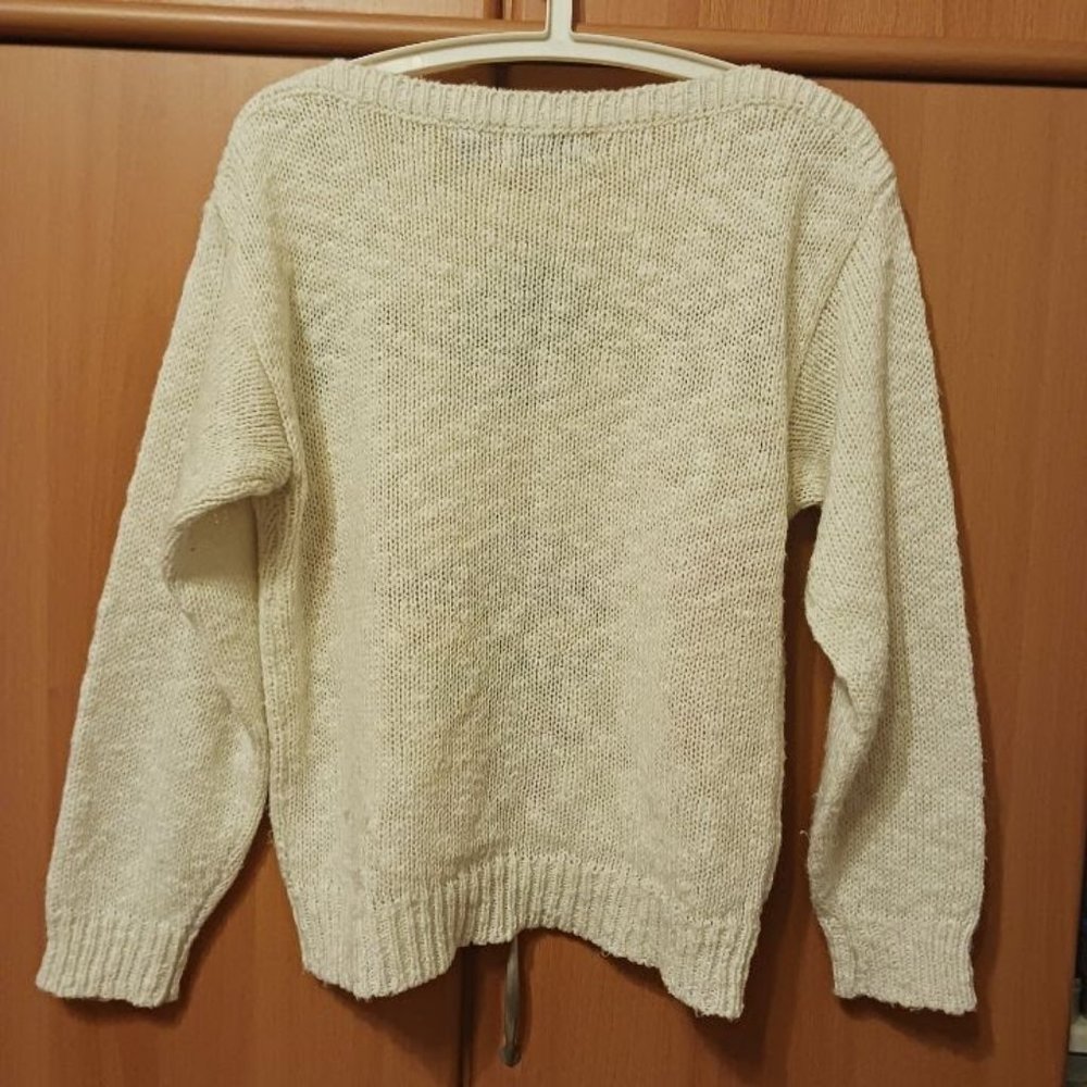 Stunning Vintage Sweater ! Fun Pattern ! - image 3